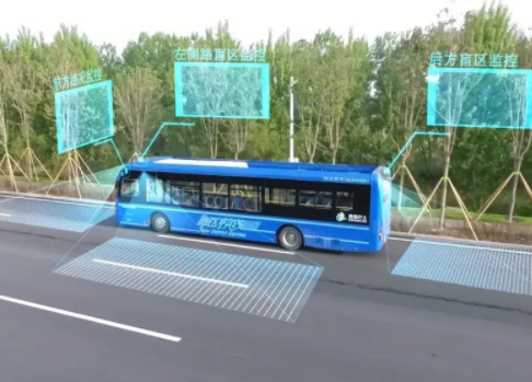 青島西海岸新區(qū)打造“5G+智慧公交” ，將車聯(lián)網(wǎng)技術(shù)推進(jìn)3-5年