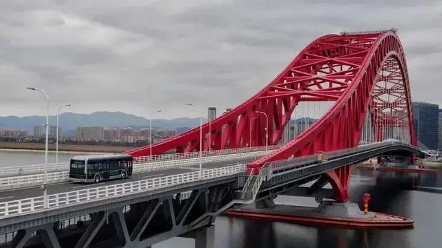 宇通高端公交上線!北侖公交開創綠色交通“新時代”(圖6) 圖片
